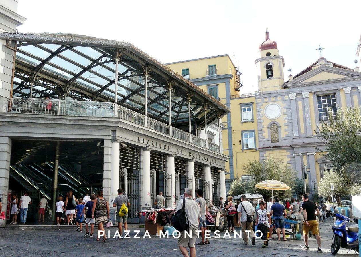 Centro Storico - Fermata Montesanto Hotel Naples Exterior photo